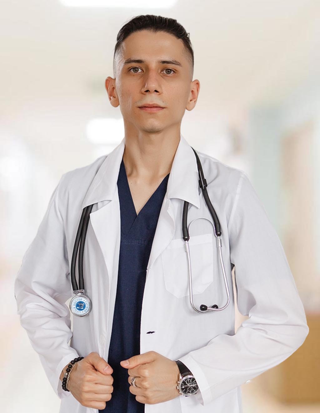 Специалисты