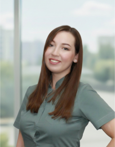 Флоря <br /> Арина Юрьевна